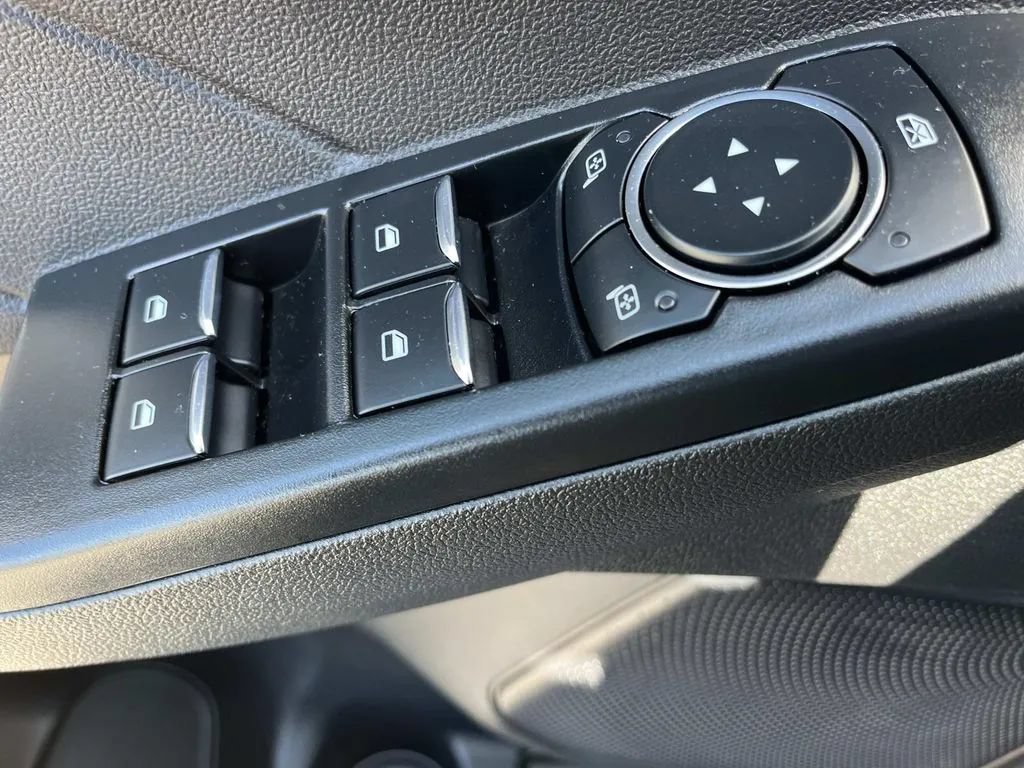 Used 2025 Ford Escape Active w/ Tech Pack #1 FWD image 28