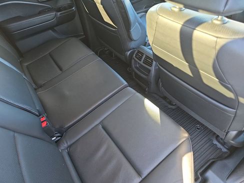 Used 2017 Honda Ridgeline RTL-E image 11