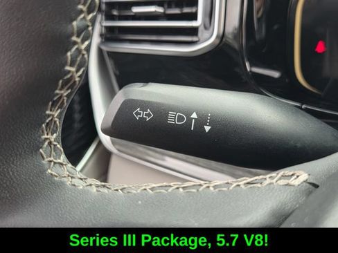 Used 2022 Jeep Wagoneer Series III w/ Convenience Group I RWD image 30