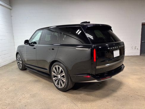 Used 2023 Land Rover Range Rover SE AWD/4WD image 9