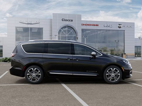 New 2026 Chrysler Pacifica Pinnacle AWD/4WD image 21