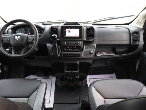 Used 2024 RAM ProMaster 2500 FWD image 13