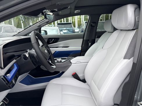 New 2026 Cadillac Optiq Luxury 1 RWD image 9