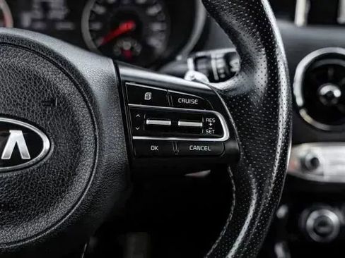 Used 2021 Kia Stinger GT-Line RWD image 19