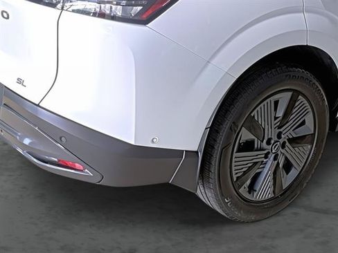 Used 2025 Nissan Murano SL AWD/4WD image 13