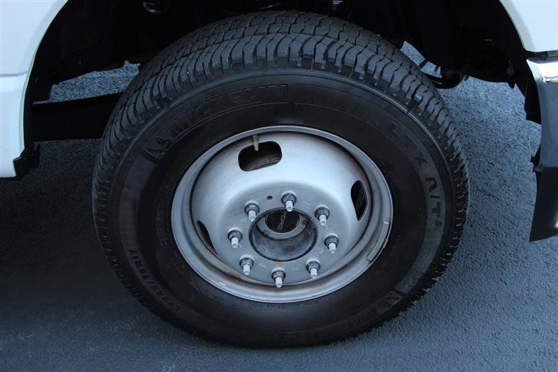 Used 2025 Ford F350 XLT AWD/4WD image 26