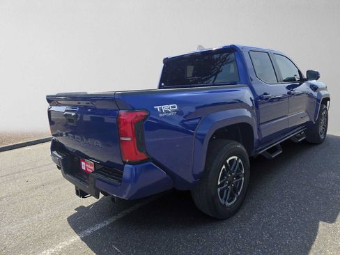 Certified 2025 Toyota Tacoma TRD Sport w/ TRD Sport Premium Package AWD/4WD image 3