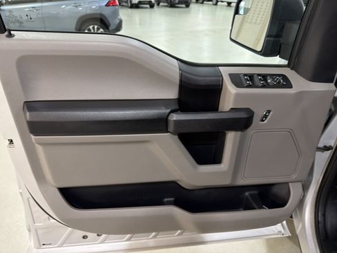 Used 2019 Ford F150 XL w/ Equipment Group 101A Mid AWD/4WD image 17