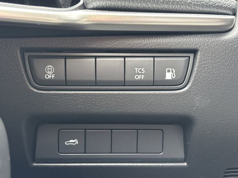 Used 2024 MAZDA CX-90 Plug-In Hybrid w/ Preferred AWD/4WD image 32
