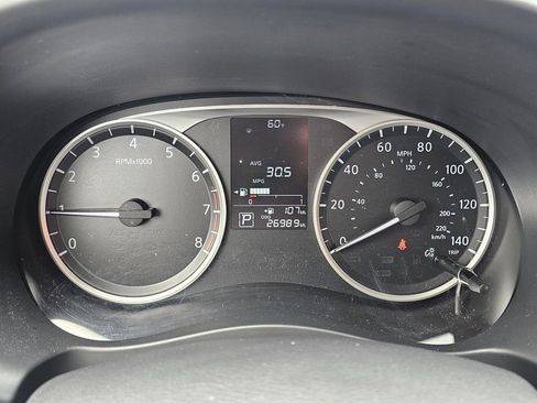 Used 2022 Nissan Kicks S FWD image 20
