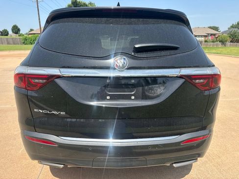 Used 2023 Buick Enclave Essence w/ Experience Buick Package FWD image 4