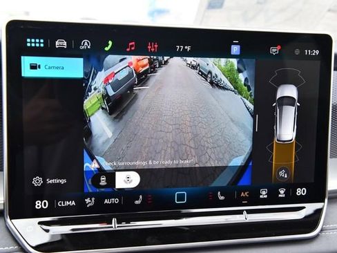 New 2026 Volkswagen Tiguan SE AWD/4WD image 14