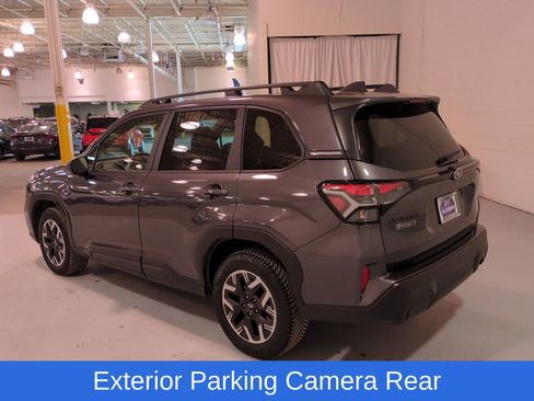 Certified 2025 Subaru Forester Premium w/ Convenience Package #1 AWD/4WD image 6