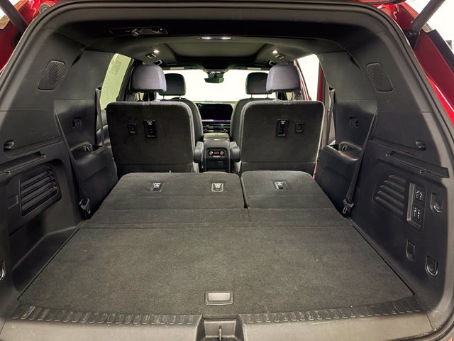 Used 2025 Chevrolet Traverse RS AWD/4WD image 12
