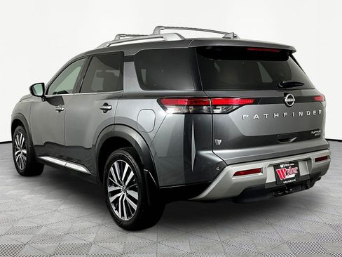 Certified 2022 Nissan Pathfinder Platinum AWD/4WD image 4