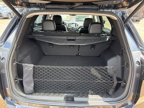Used 2022 Chevrolet Equinox Premier FWD image 21