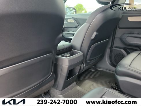 New 2027 Kia Telluride S FWD image 13