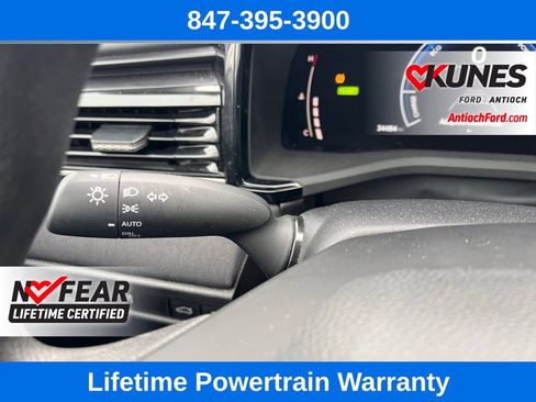 Used 2025 Toyota Camry LE FWD image 19