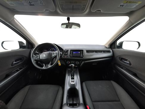 Used 2019 Honda HR-V LX image 17