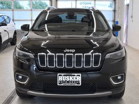 Used 2019 Jeep Cherokee Limited AWD/4WD image 3