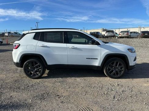 New 2026 Jeep Compass Latitude AWD/4WD image 2