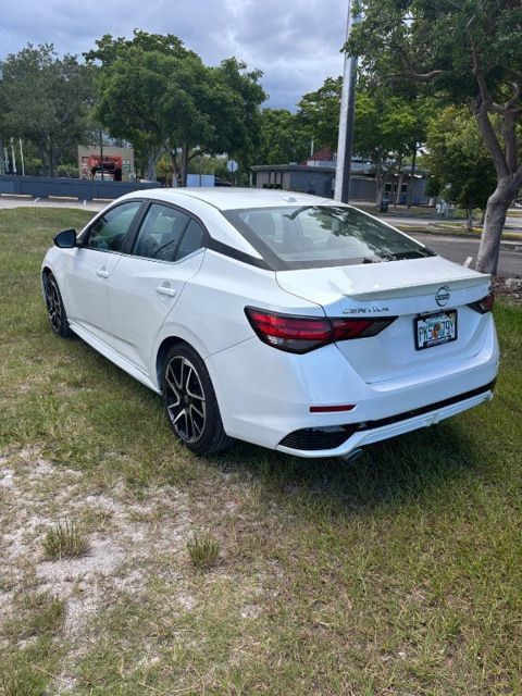 Used 2024 Nissan Sentra SR w/ SR Premium Package FWD image 7