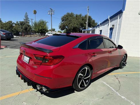 Used 2021 Honda Accord Sport image 6