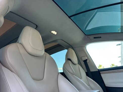 Used 2019 Tesla Model X Performance AWD/4WD image 17