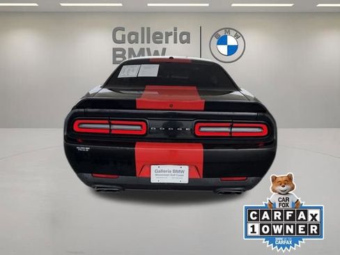 Used 2022 Dodge Challenger R/T RWD image 8
