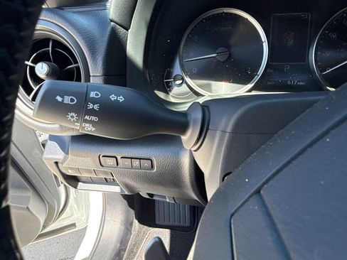 Used 2025 Lexus IS 350 F Sport RWD image 28