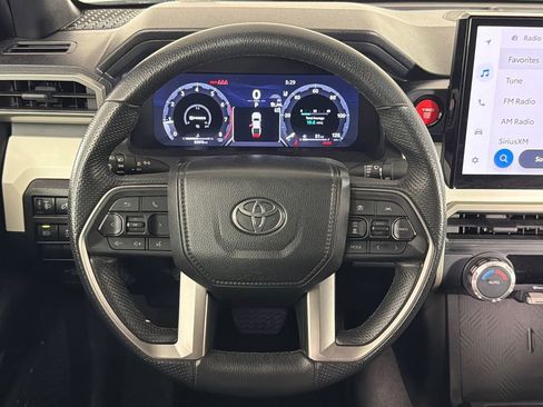 Used 2024 Toyota Tacoma TRD Off-Road image 23