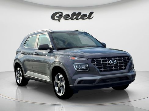 New 2026 Hyundai Venue SEL FWD image 4