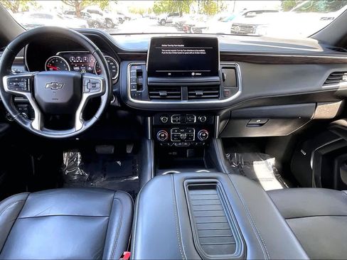 Used 2021 Chevrolet Tahoe Z71 w/ Z71 Off-Road Package image 15