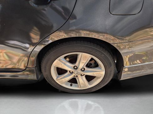 Used 2011 Toyota Camry SE image 18