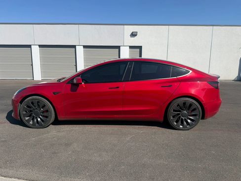 Used 2021 Tesla Model 3 Performance AWD/4WD image 3