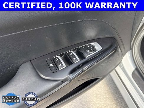 Certified 2022 Kia K5 GT-Line image 11