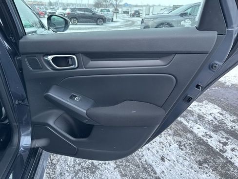 Used 2025 Honda Civic Sport image 32
