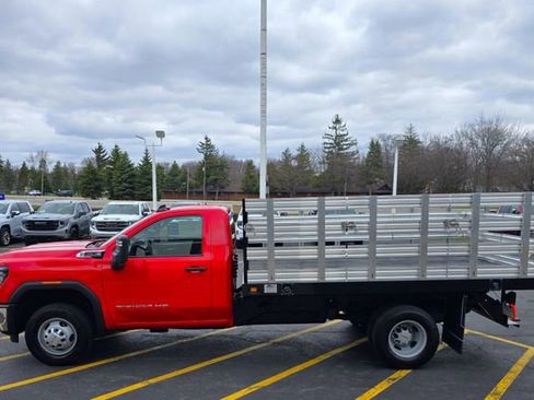 New 2026 GMC Sierra 3500 Pro w/ Convenience Package RWD image 5