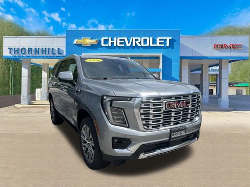 New 2026 GMC Yukon Denali w/ Denali Reserve Package AWD/4WD image 1