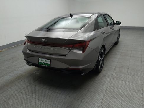 Used 2023 Hyundai Elantra SEL w/ Convenience Package FWD image 9