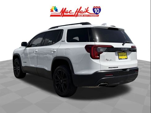 Used 2023 GMC Acadia SLE w/ Driver Convenience Package FWD image 5
