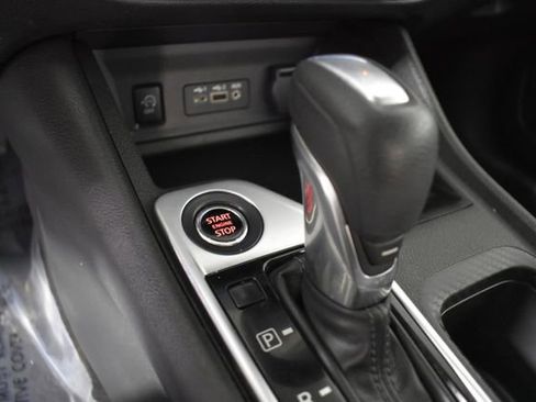 Certified 2024 Nissan Sentra SV w/ All-Weather Package image 17