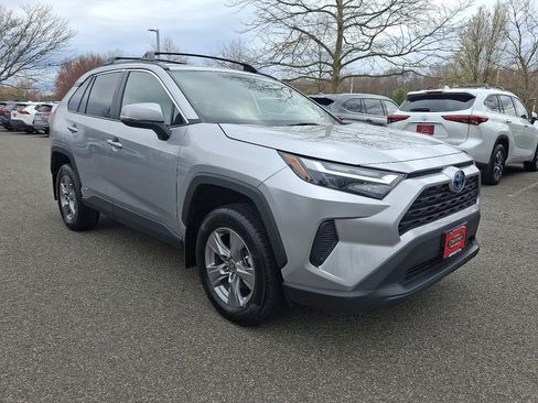 Certified 2024 Toyota RAV4 XLE image 4