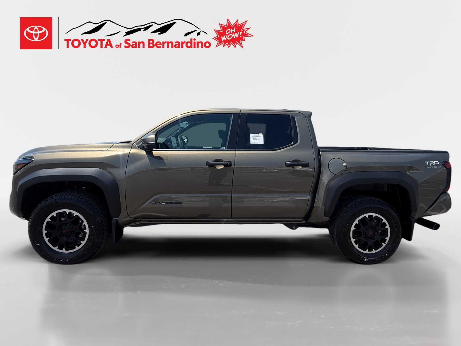 Certified 2026 Toyota Tacoma TRD Off-Road w/ TRD Off Road Premium Package AWD/4WD image 2