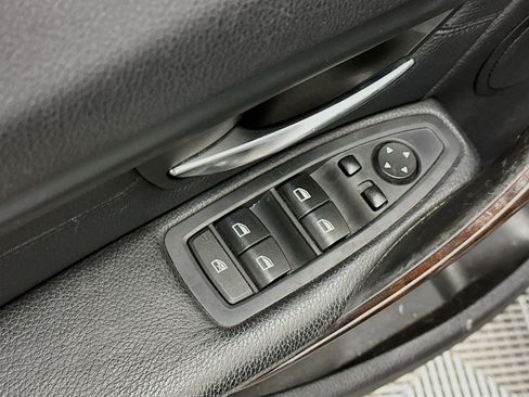 Used 2014 BMW 328i xDrive Sedan AWD/4WD image 15