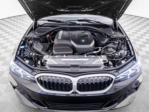 New 2025 BMW 330i xDrive Sedan w/ Convenience Package AWD/4WD image 29
