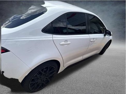 Used 2022 Toyota Corolla SE FWD image 8