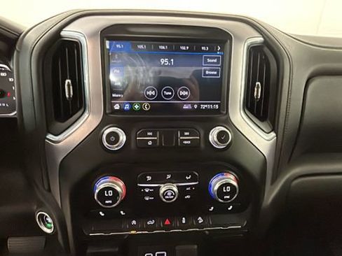 Used 2019 GMC Sierra 1500 SLE w/ SLE Value Package AWD/4WD image 23