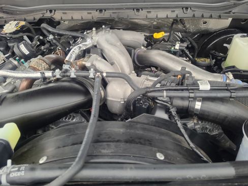 Certified 2025 Ford F350 Lariat w/ Black Appearance Package image 22