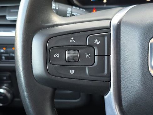 Used 2024 GMC Yukon SLT image 36